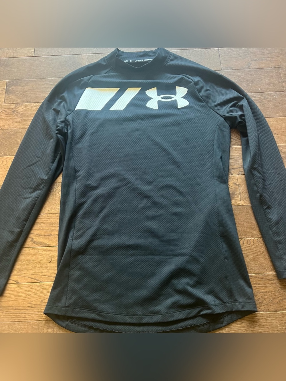Under Armour Black Long-Sleeve Training Top - Picture 3 of 9
